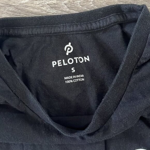 PELOTON  cotton black Tshirt size small large - Picture 3 of 4
